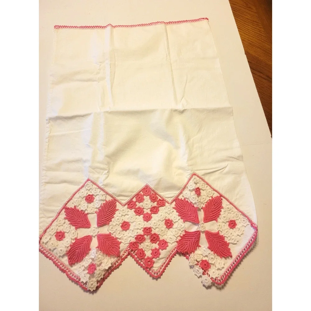 (2) Handmade Estate Pillow Cases White Pink Crochet‎ Edge Bedding 16